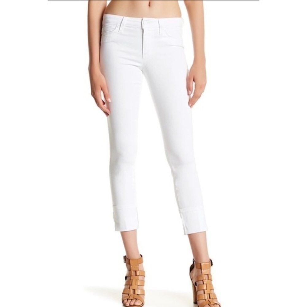 NWT Joe’s Jeans Clean Cuffed White Cropped - Size 32